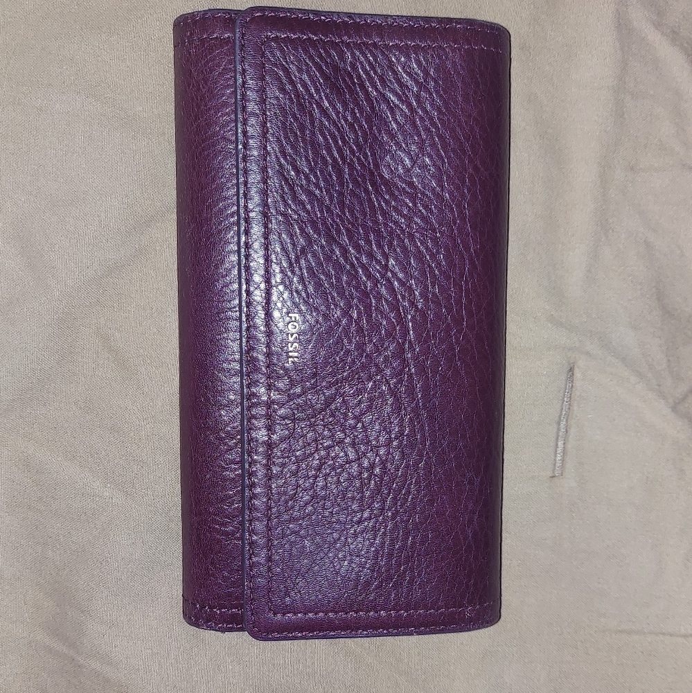 Fossil Plum Wallet